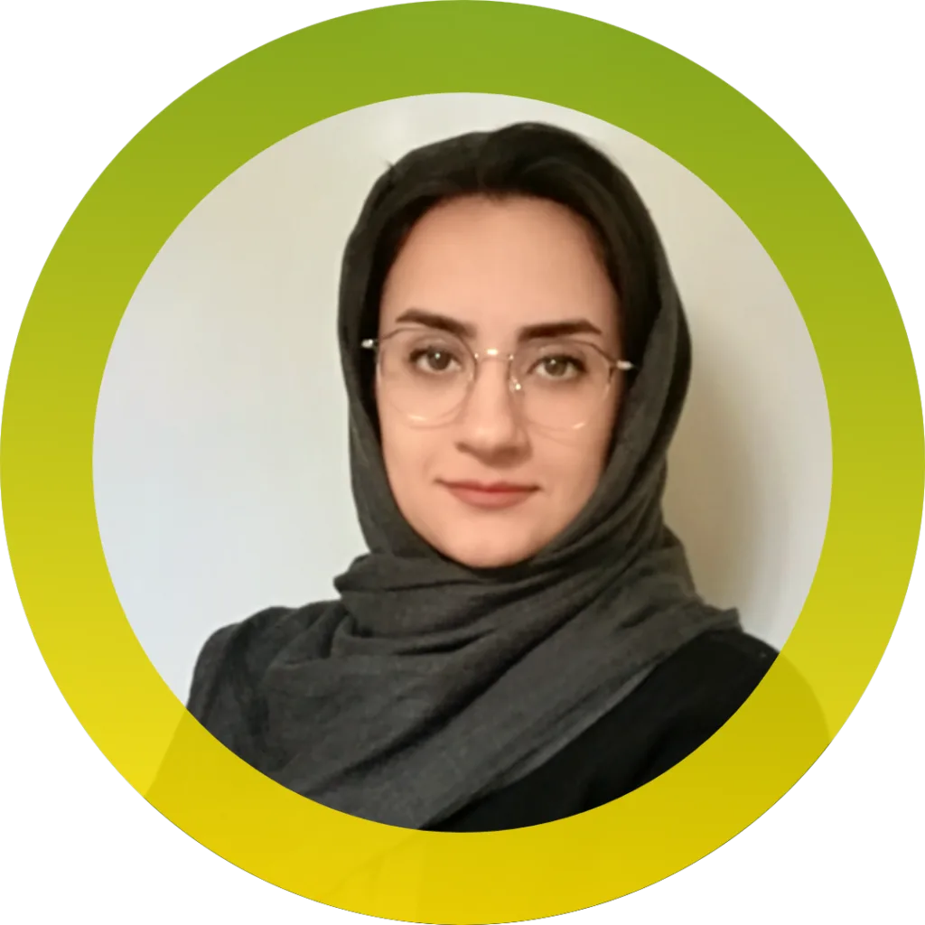 حسنا خاکزاد، همبنیانگذار اکسلپدیا